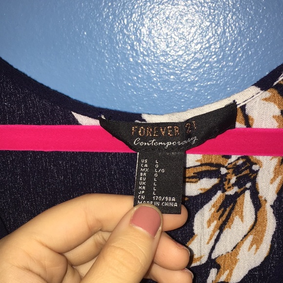 FOREVER 21 SZ L FLORAL DRESS - Picture 4 of 5